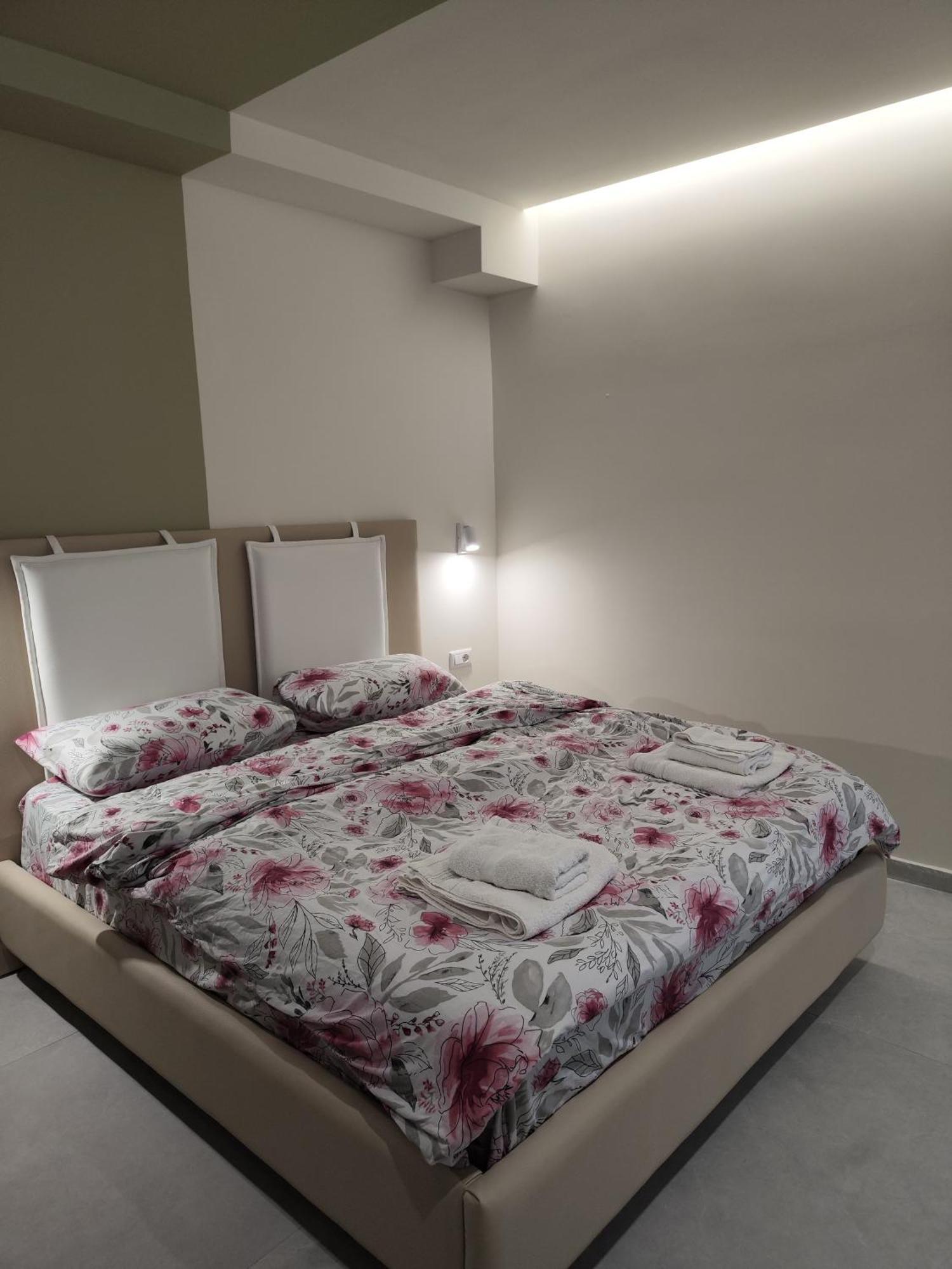 Mia Lake Apartament Tirana Exteriör bild